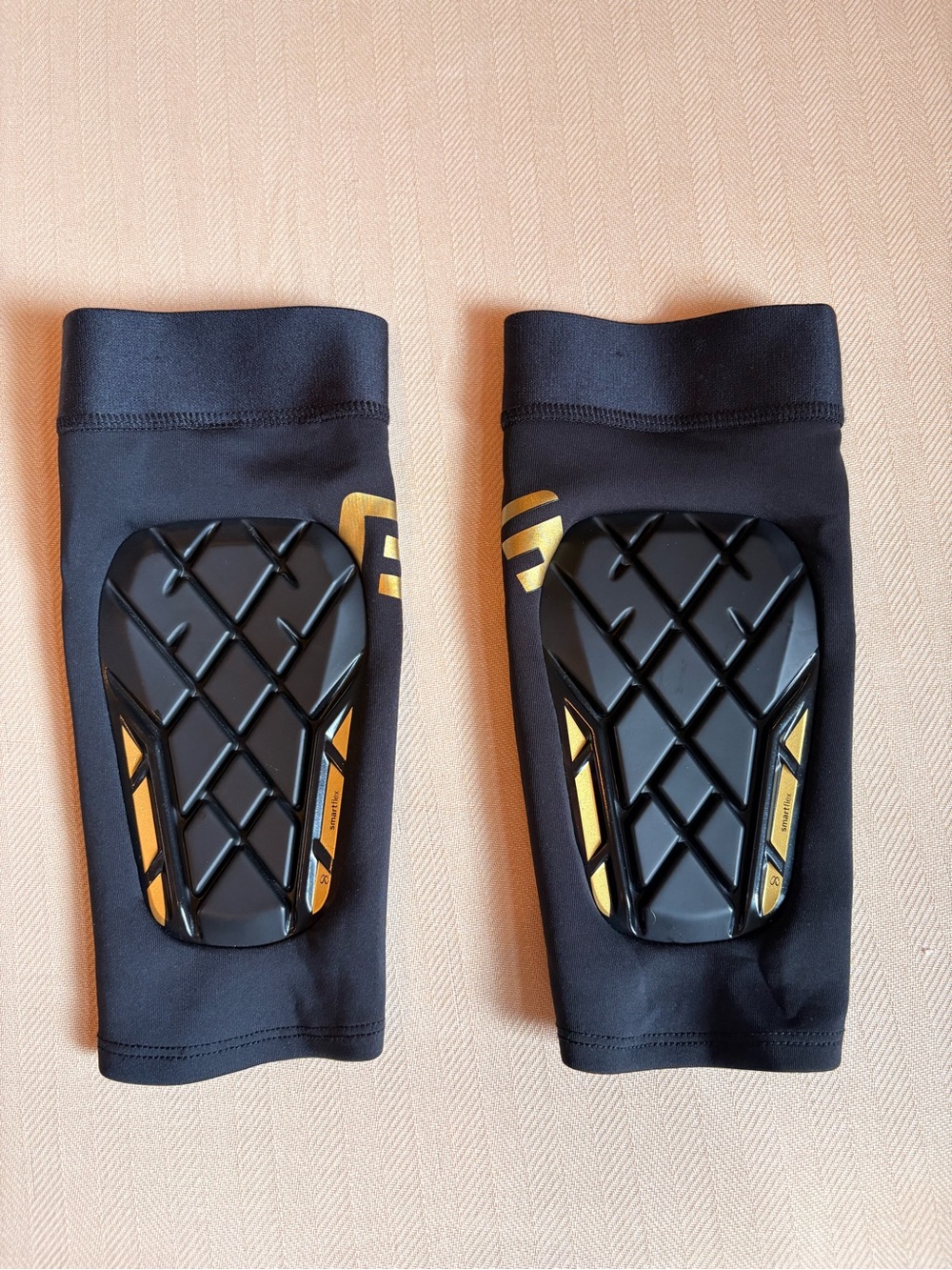 G-Form *Brand New* Smartflex Shin Guards